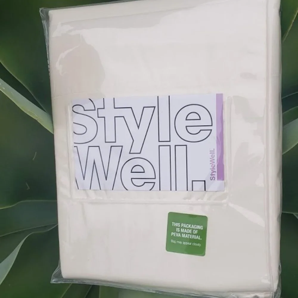 NEW 4 piece Full size sheet set sheets ivory white